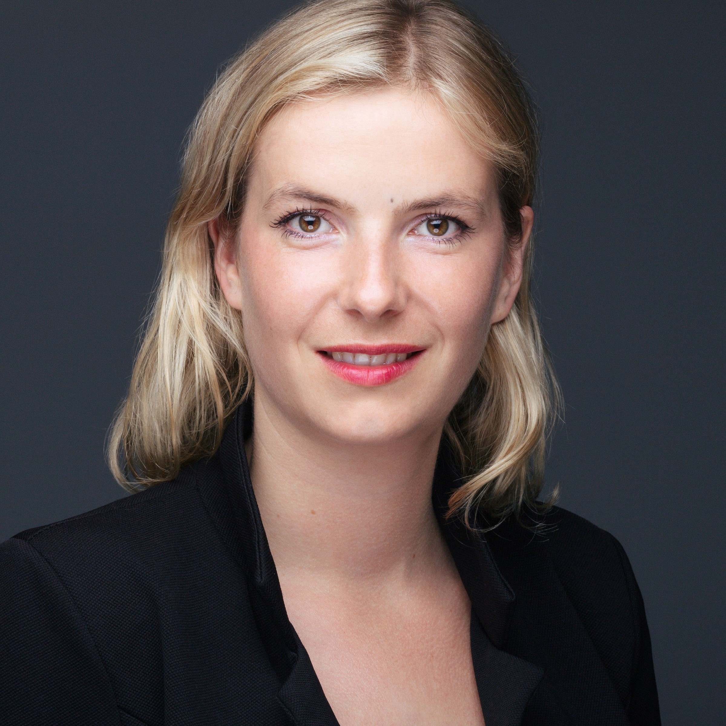 Stefanie Weniger, Projektmitarbeiterin